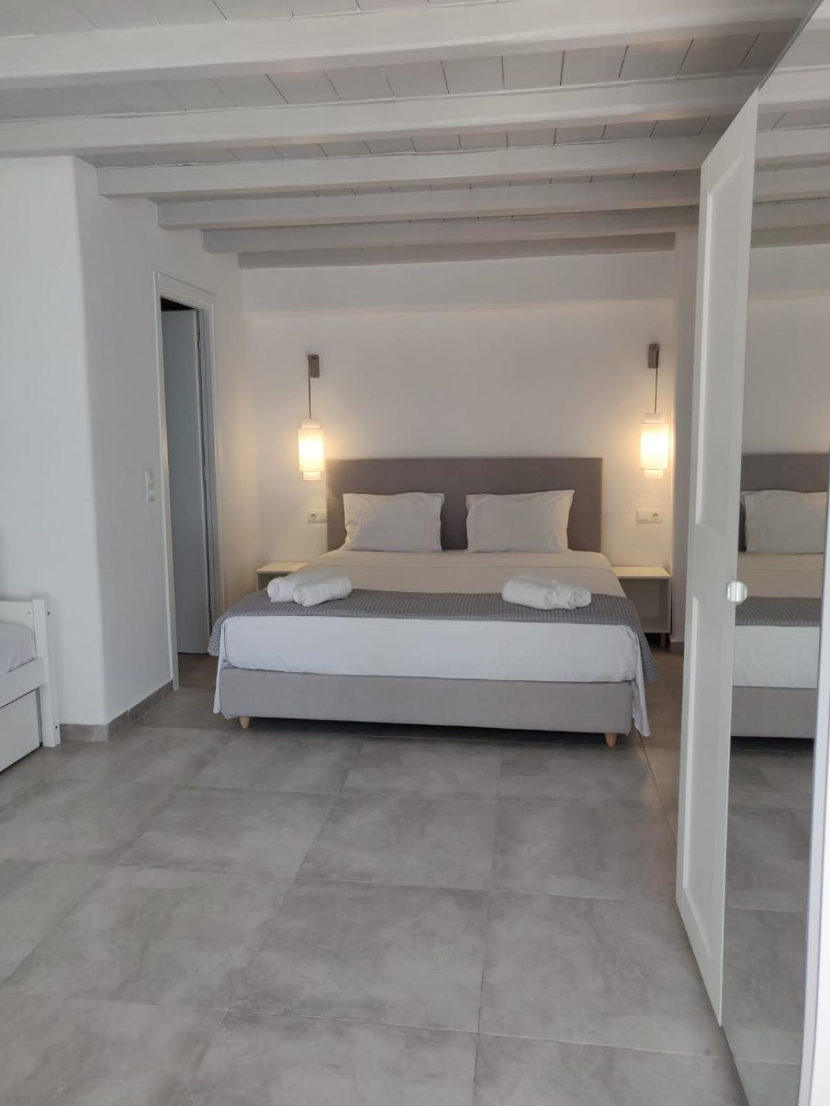 Eleven Keys Apartments Mykonos Town Экстерьер фото